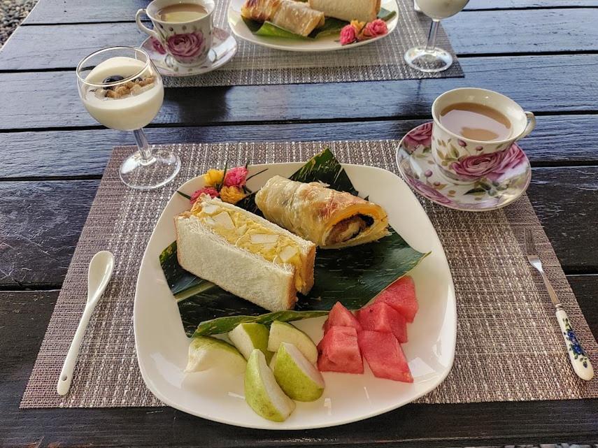 Canaan Beauty Farm B&B Chenggong Bagian luar foto